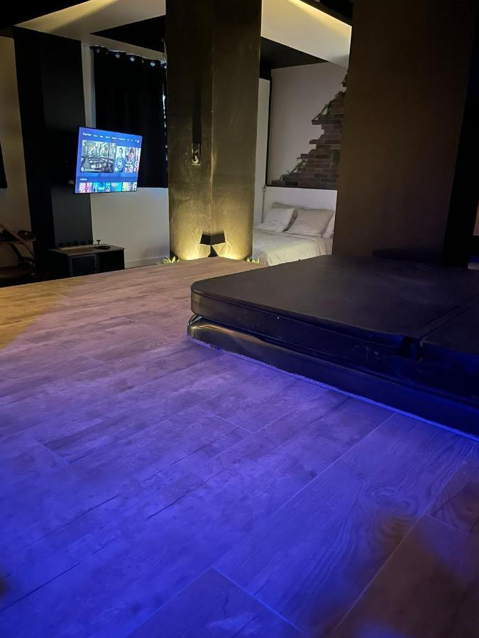 La Suite Grenoble Spa Jacuzzi Et Sauna Privatif Exterior foto