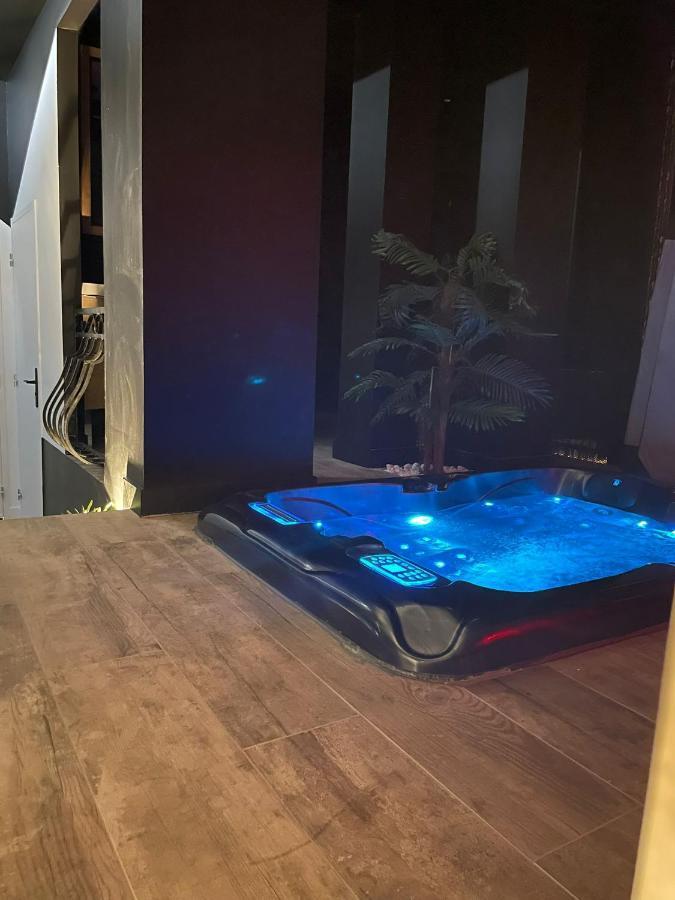 La Suite Grenoble Spa Jacuzzi Et Sauna Privatif Exterior foto